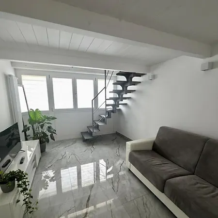 Apartment New Appartament Martesana Duomo *